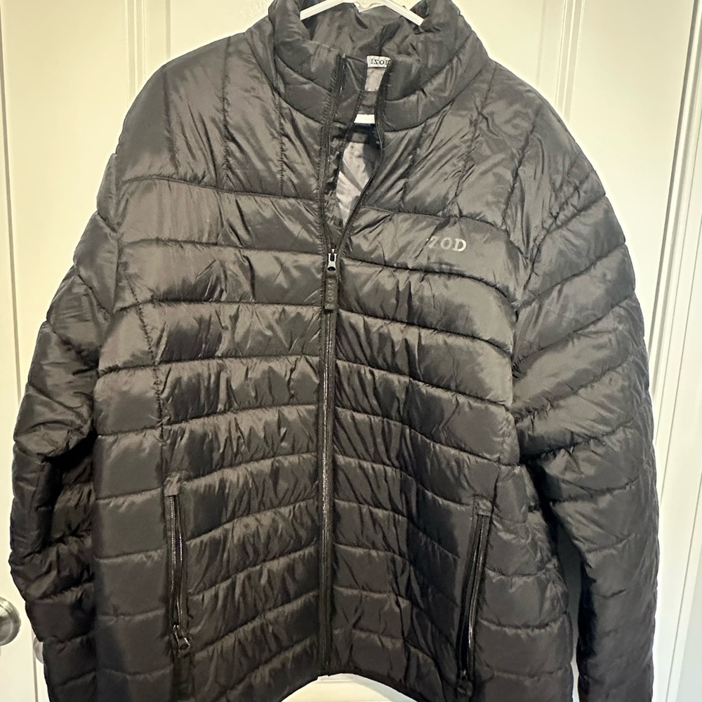Izod Men's black Puffer Jacket XL - NWT